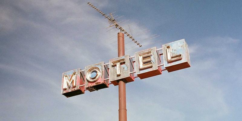 中小企业APP开发全流程解析：从创意到上架与运营推广的实战指南